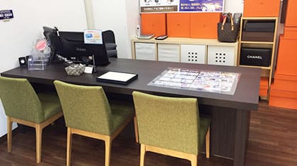ブランド品買取専門店ブランドハンズ都島店の査定ブース
