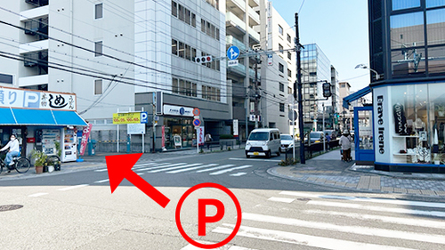 土泰パーキング入口