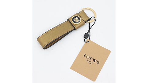 ロエベのストラップなどの小物も買取可能