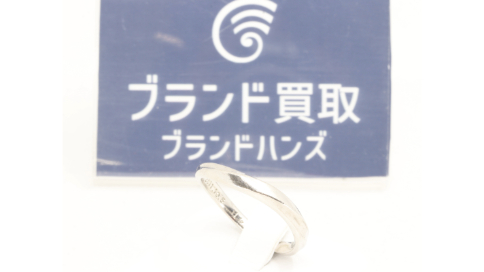 イニシャル入りPT900婚約指輪