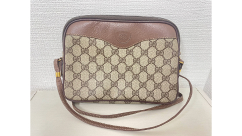 グッチGGプラスショルダーバッグ