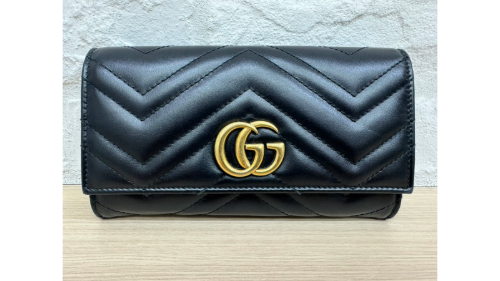 グッチ GGマーモント 二つ折り財布 全体