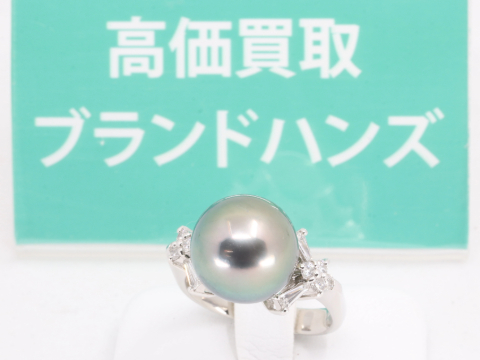 PT900黒蝶パールダイヤリング