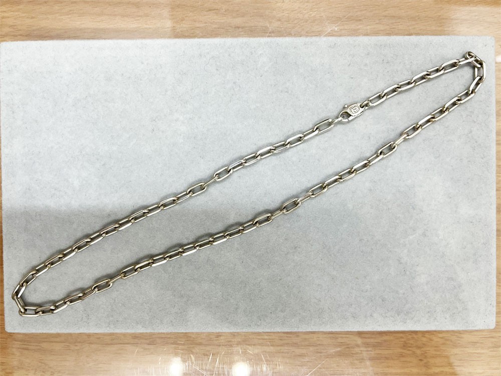 カルティエスパルタカスネックレス全体