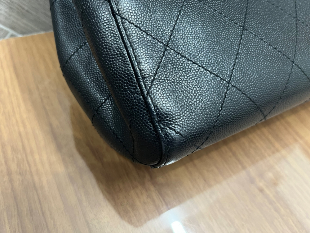 シャネルマトラッセハンドバッグ角