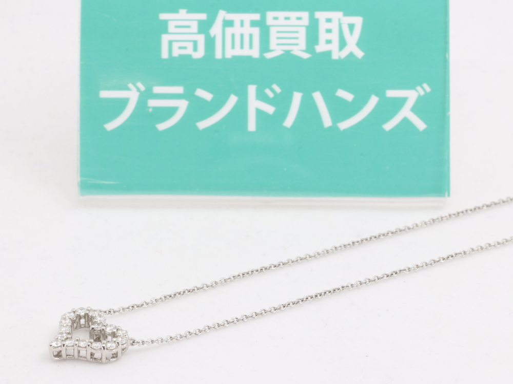 ティファニーのネックレス全体