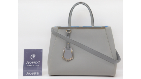 フェンディのトゥージュール2WAYバッグ