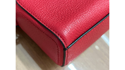 マークジェイコブスのバッグ角