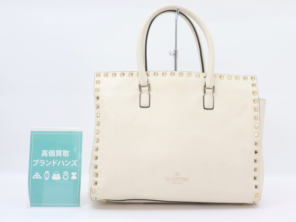 ヴァレンティノスタッズハンドバッグ正面