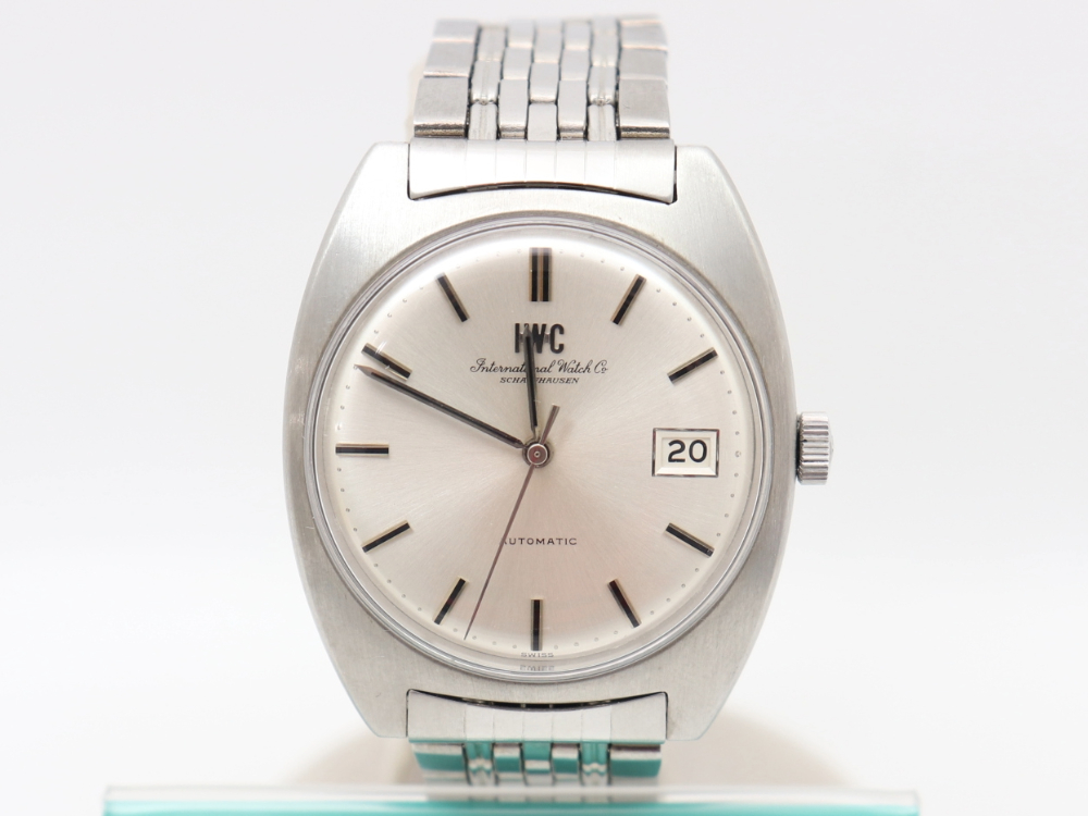 IWCオールドインター正面
