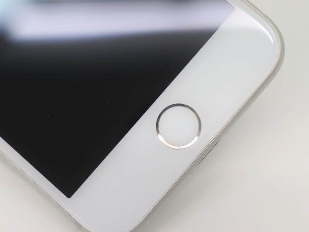 iPhone8の64GBホワイトボタン