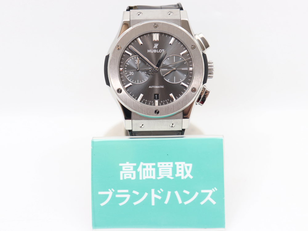 ウブロクラシックフュージョン正面