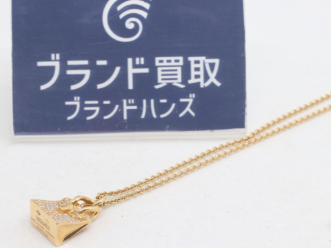 エルメスのバーキンアミュレットネックレス