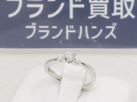 ヨンドシーのプラチナのダイヤリング